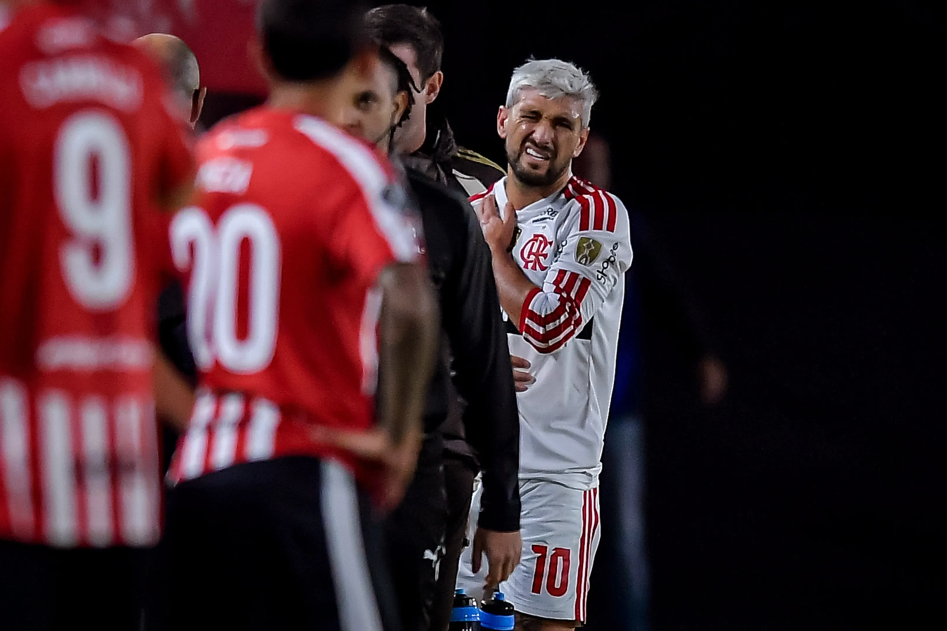 De Arrascaeta se lesionó ante Estudiantes. Imagen: Getty