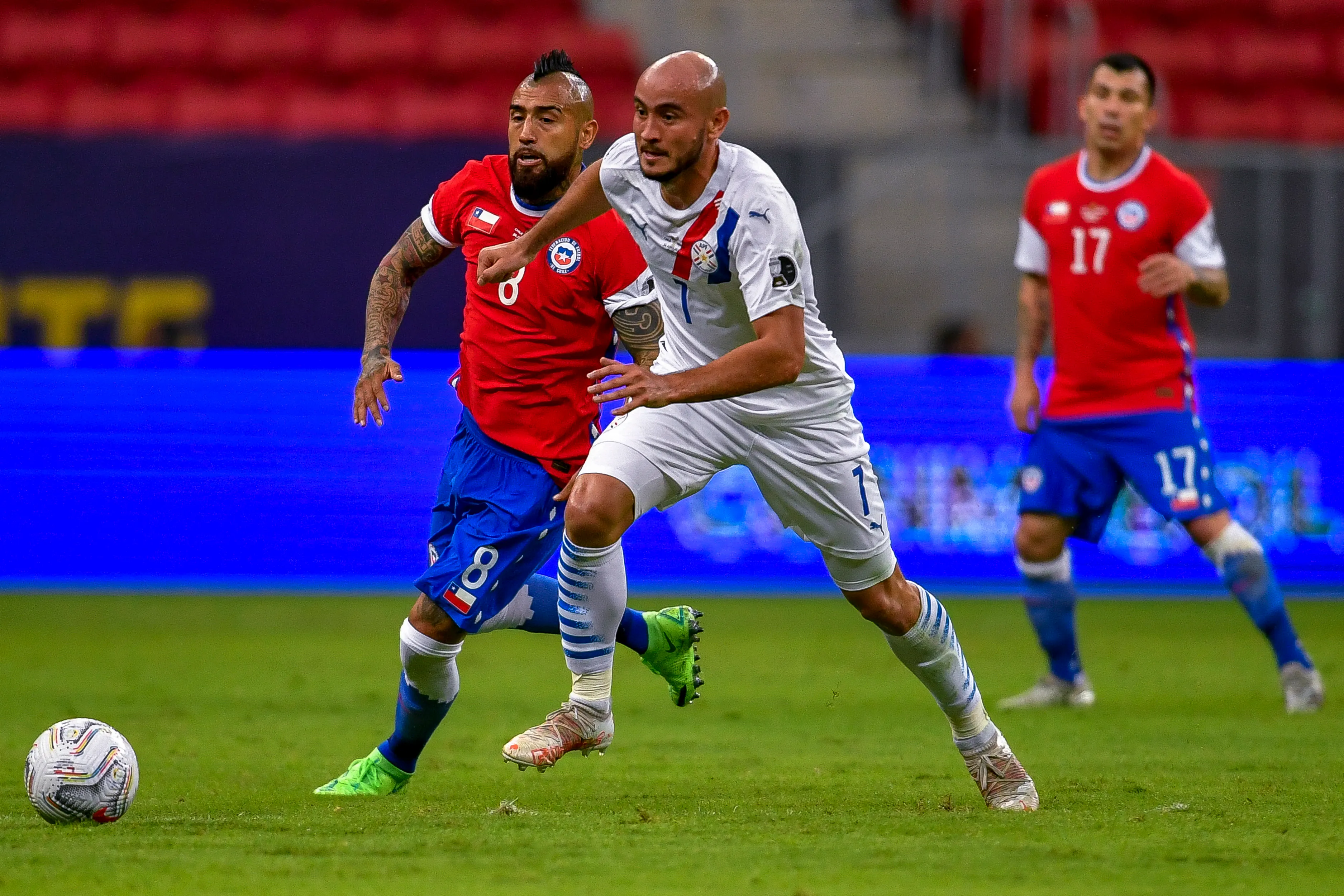 Carlos González ante la Roja en la Copa América 2021. (Matthew Bonomi/AGIF/Photosport).