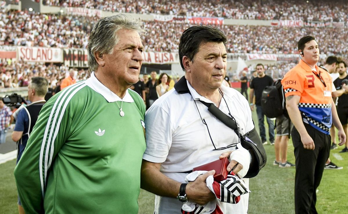 “Me gustaba mucho”: el histórico Pato Fillol elige a Claudio Bravo como el mejor arquero chileno