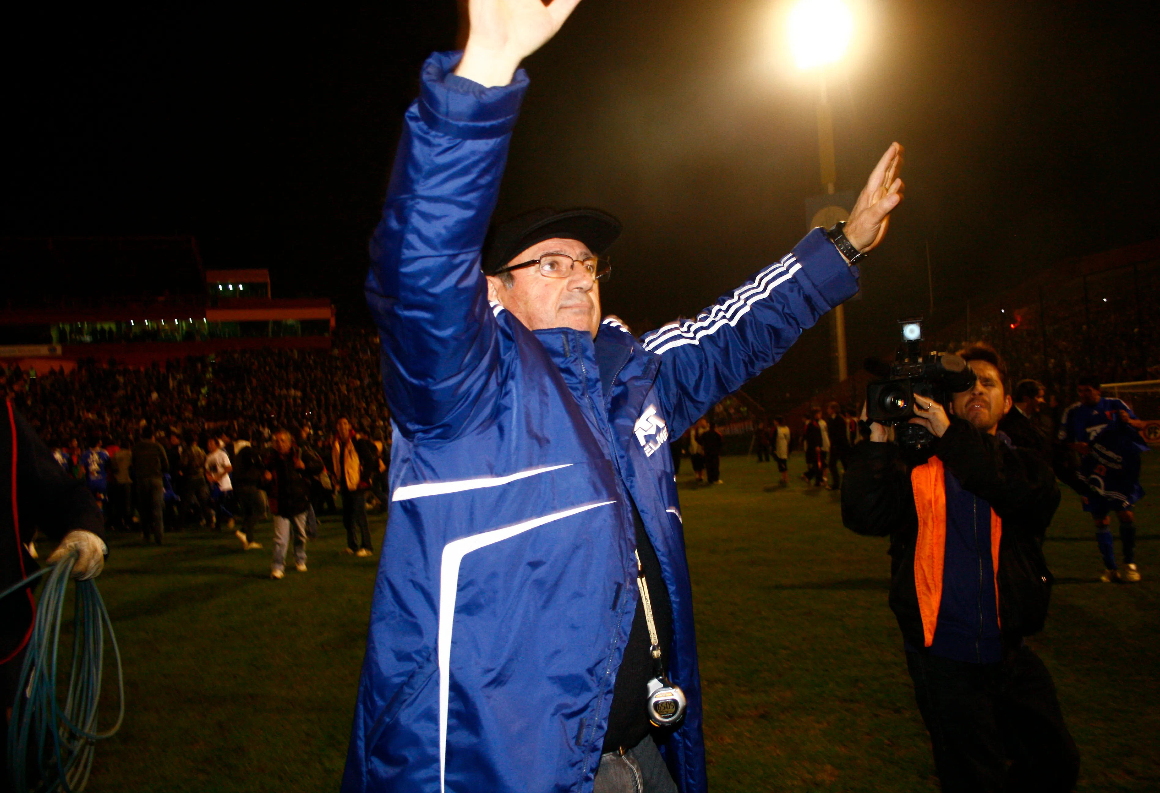 Sergio Markarián festeja el título conseguido ante Unión Española. (Claudio Díaz | Photosport).
