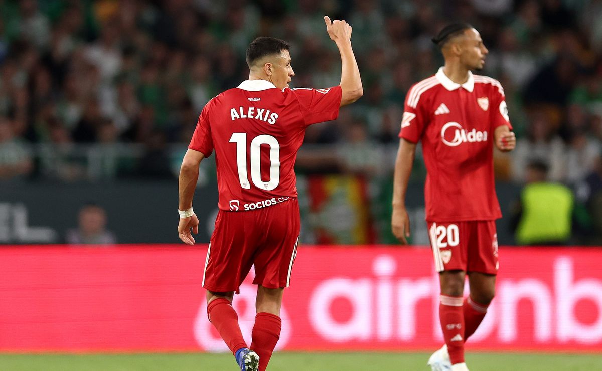 Histórico DT le mete presión al Sevilla de los chilenos para “final” con Real Sociedad: “Una caldera”