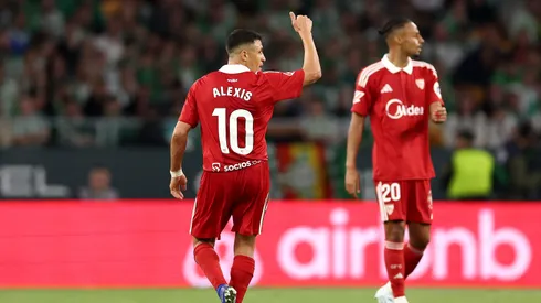 El Sevilla de Alexis y Suazo sufre en España.