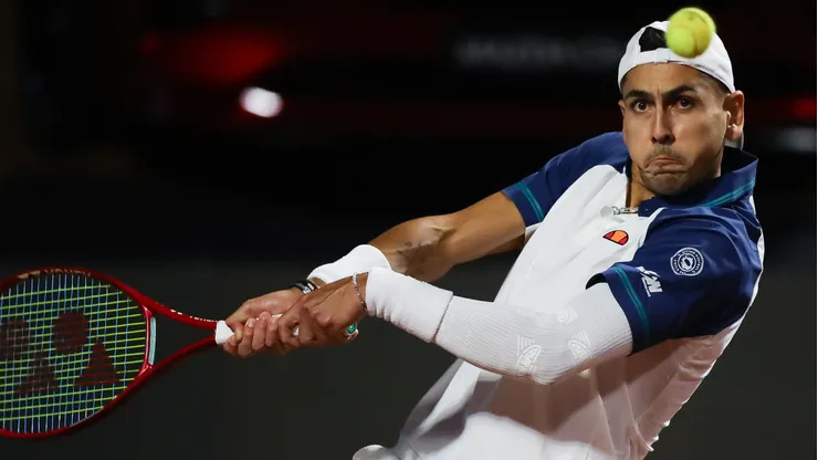 Alejandro Tabilo va por la final en Francia.
