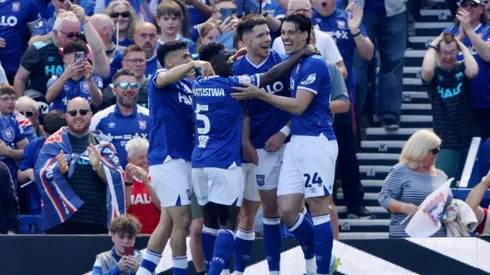 Marcelino Núñez logró el ascenso con el Ipswich Town.