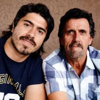 Enamorado de Palestino y el Cóndor: las mil historias del papá de Mono Sánchez