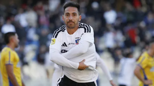 Javier Correa toma la titularidad en Colo Colo.