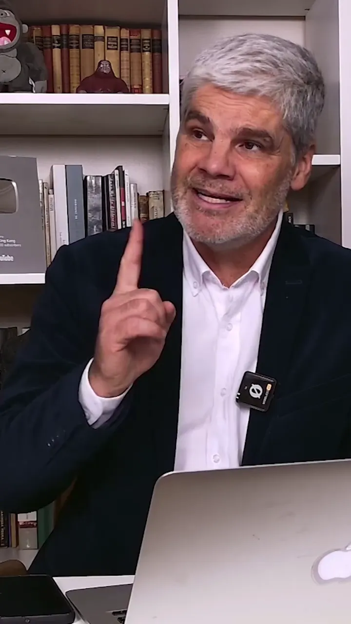 Juan Cristóbal Guarello en La Hora de King Kong. (Captura).
