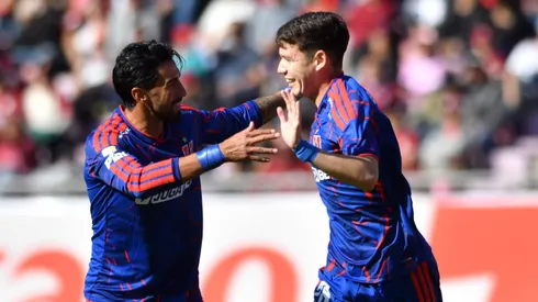 Agustín Arce festeja junto a Juan Martín Lucero.