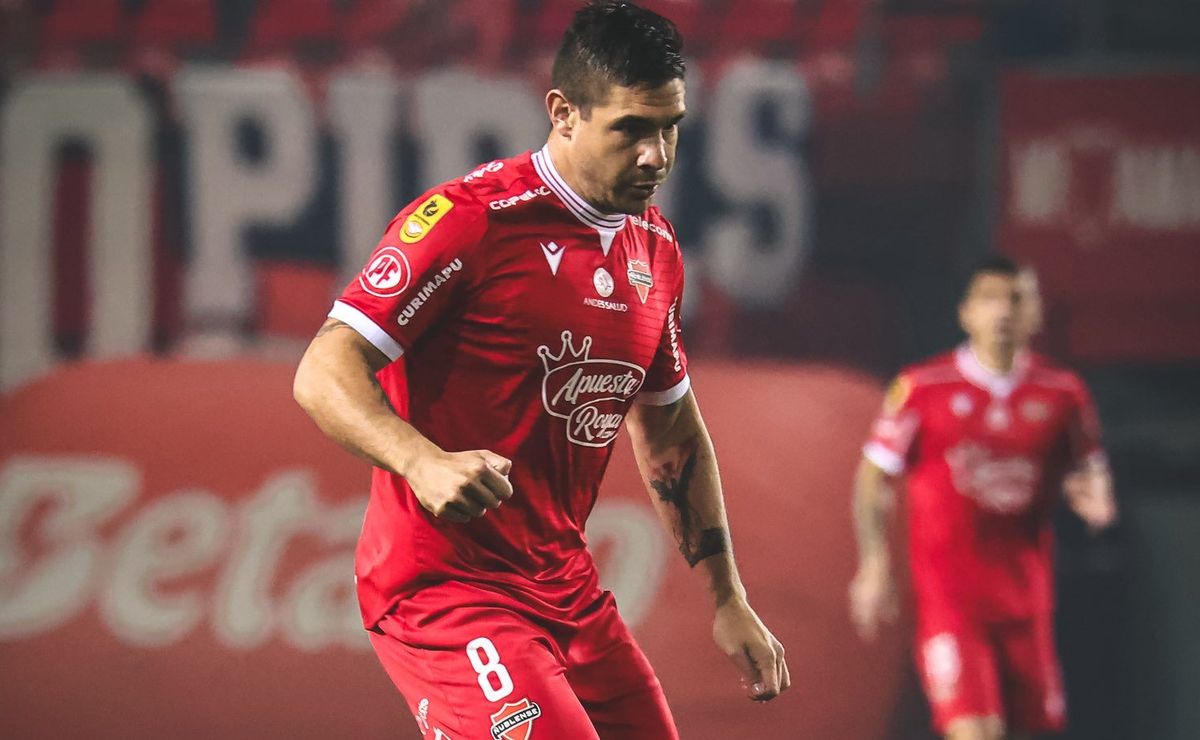 Tabla: Ñublense se aprovecha del débil Cobresal y le mete presión a la UC en la Copa de la Liga