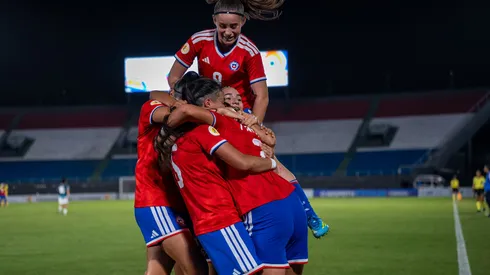La Roja femenina sub-17 cierra su participación en el grupo A ante Argentina.