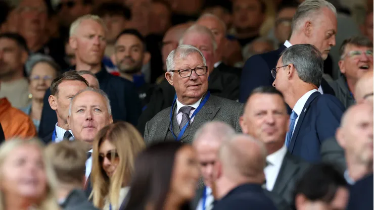 Sir Alex está hospitalizado tras presentar complicaciones en el partido entre Manchester y Liverpool