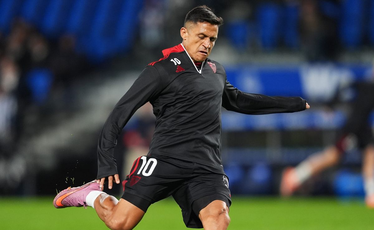 Aníbal Mosa se hace el desentendido con el fichaje de Alexis Sánchez en Colo Colo: “No pensamos en eso”