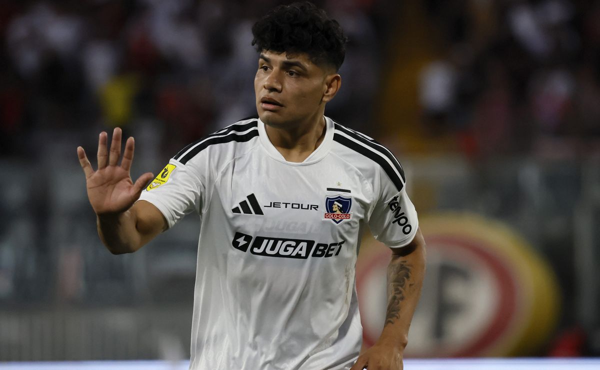 Claudio Aquino se olvida del ego y asume su nuevo rol en Colo Colo: “Estoy para ayudar”