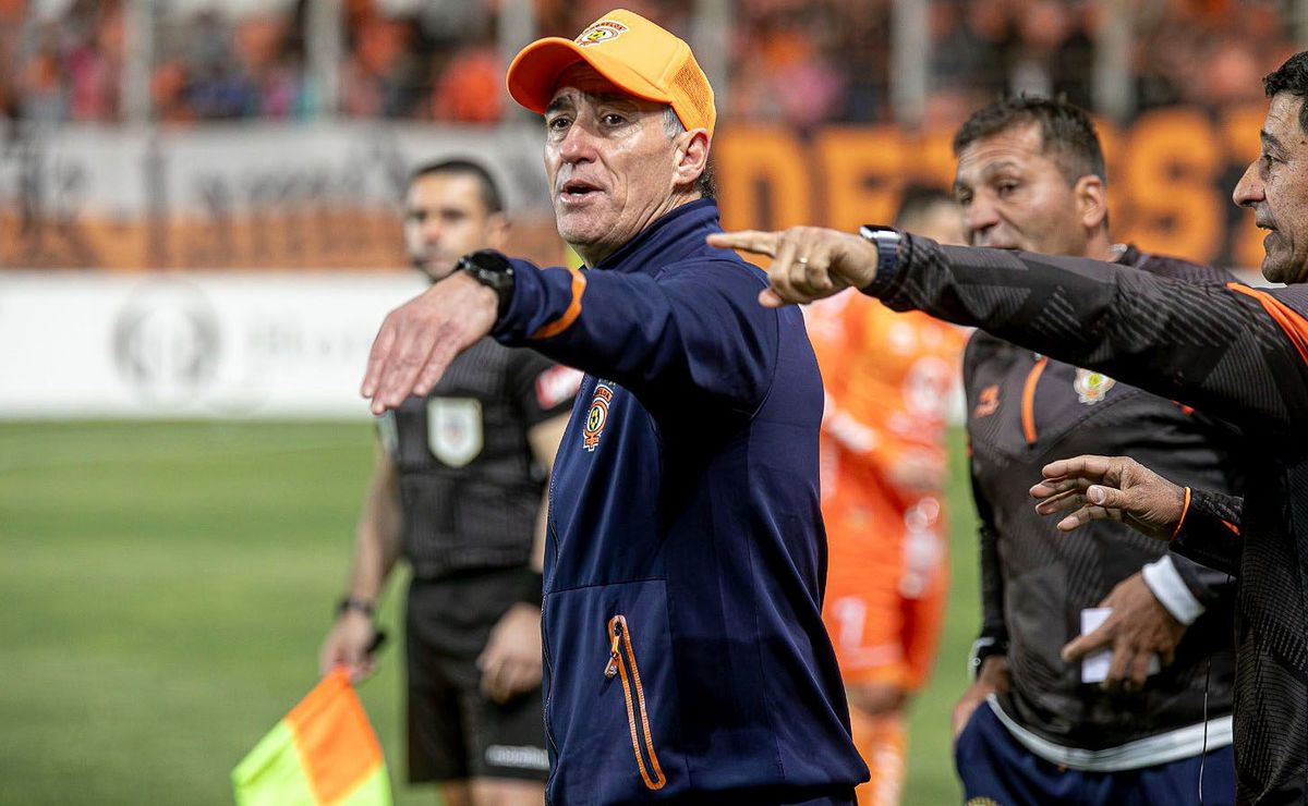 DT de Cobreloa festeja a Gary Insaurralde, figura que busca su renacer: “Terminó disfrutando, hace tiempo no lo veíamos contento”
