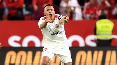 Alexis Sánchez volvió a anotar en Sevilla.