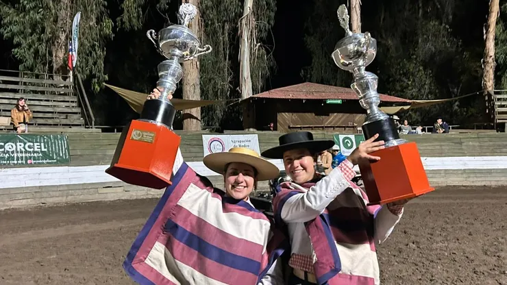 Josefina Easton y Josefina Lepez se adjudicaron este domingo la decimocuarta versión del Campeonato Nacional Femenino de Rodeo