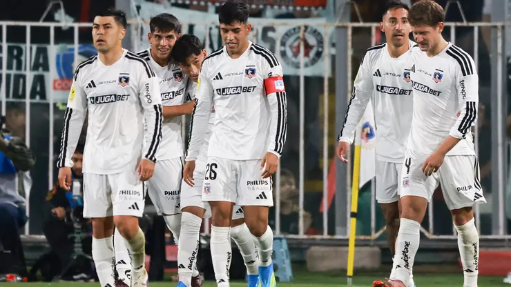 Colo Colo es líder de la Liga de Primera.