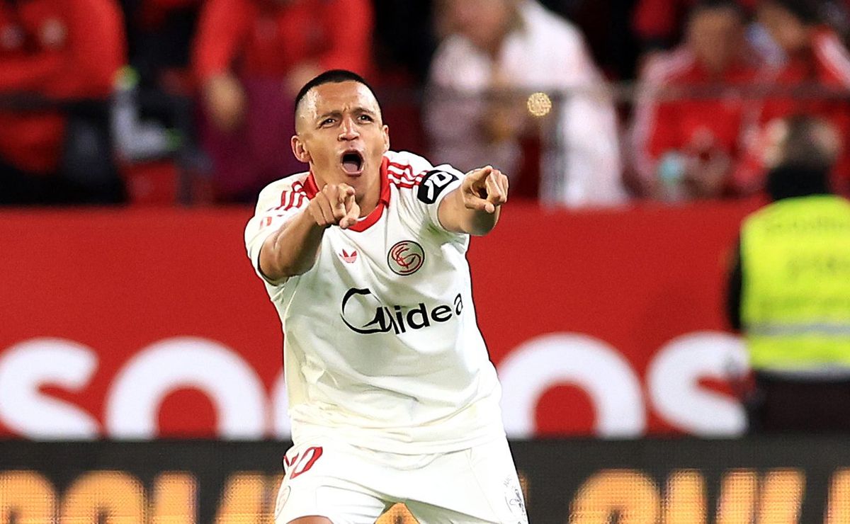 Alexis Sánchez se mete en el top ten de máximos goleadores chilenos de todos los tiempos