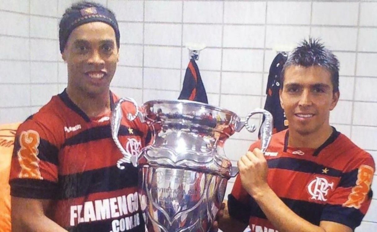 La paleteada de Ronaldinho con Gonzalo Fierro para el Mundial de Sudáfrica: “Fui gracias a él”