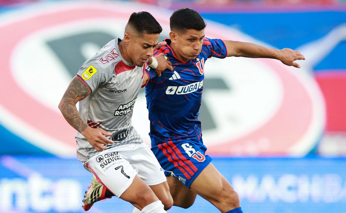 Polémica: hinchas de U de Chile exigen sacos de cemento por alto precio de las entradas de La Calera