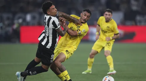 El lateral uruguayo está actualmente en Peñarol.