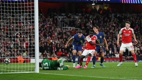 Saka marcó el único gol para clasificar al Arsenal a la final de la Champions