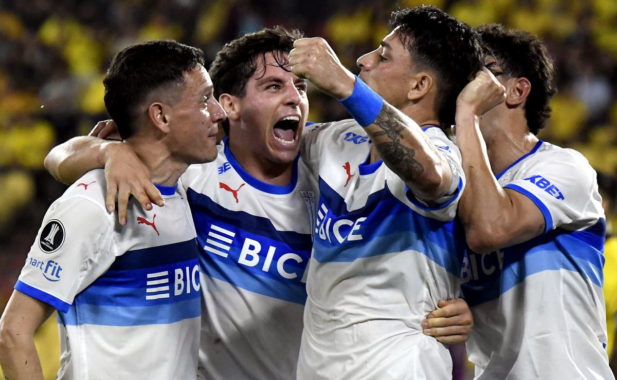 Por el liderato: la formación de U. Católica contra Cruzeiro en la Copa Libertadores