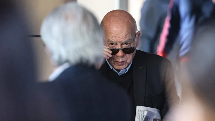 José Miguel Insulza cumple una semana como director de Azul Azul.