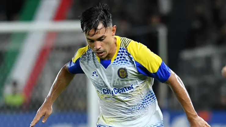 Pizarro destaca el triunfo de Rosario Central en Copa Libertadores.