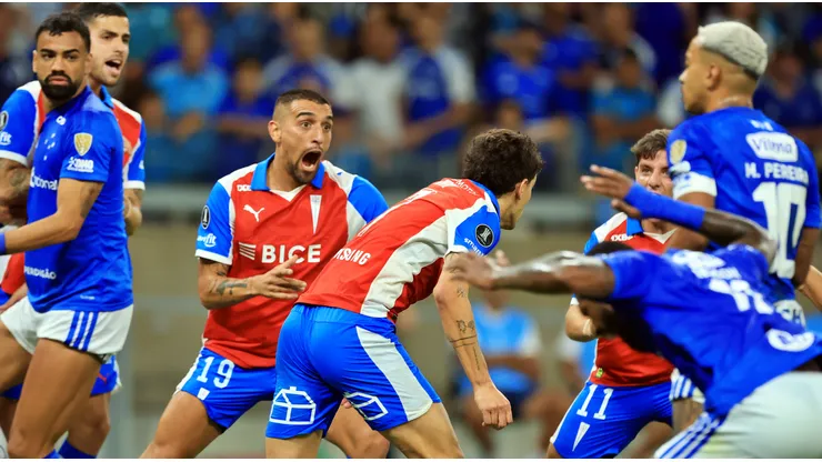 Católica jugará esta noche su cuarto partido en esta Copa Libertadores 2026.