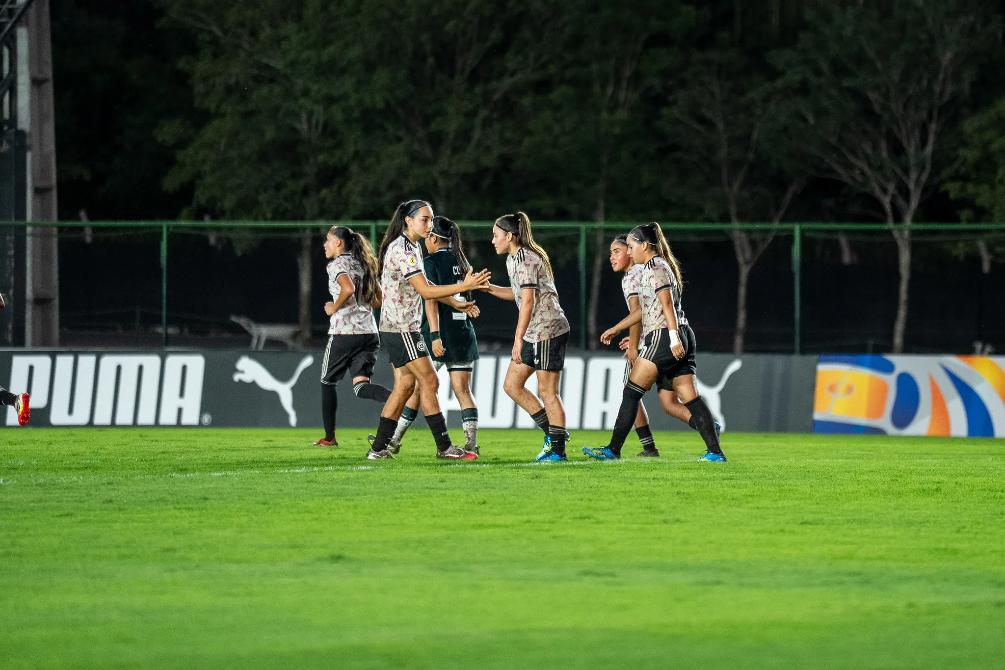 Solo un triunfo clasifica hoy a La Roja al Mundial Femenino sub-17. (Foto: Conmebol)