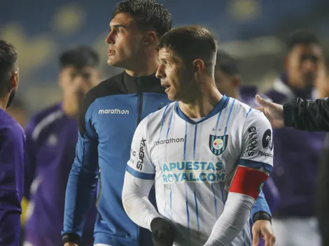 Se peleó con rival y árbitro: Figura de Huachipato recibe dura sanción