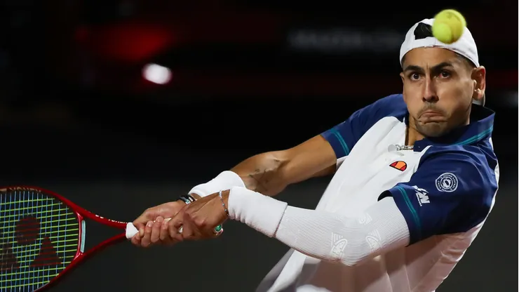 Tras derrotar a Pablo Carreño, Alejandro Tabilo, enfrentará a Francisco Cerúndolo por el Masters de Roma.