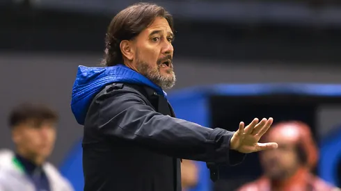 Gustavo Lema quedó muy molesto con una jugada que terminó por dejar tambaleando al Audax.