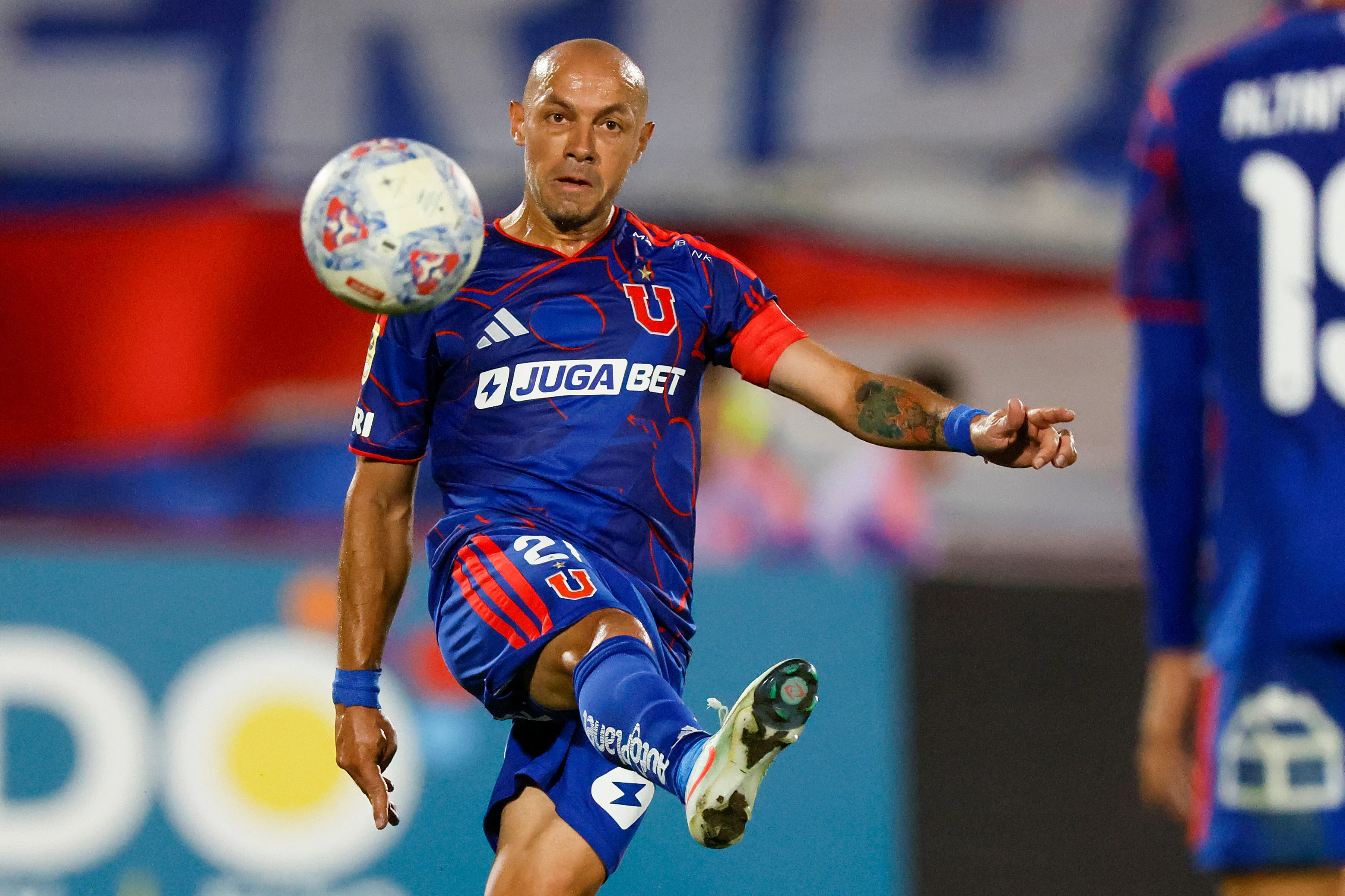 Marcelo Diaz termina contrato a fines de 2026: ¿Se viene el retiro del fútbol? Foto:  Andrés Pina/Photosport