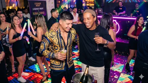 Pato Rubio y Ronaldinho jugaron en 2015 en Querétaro.