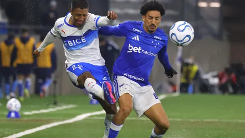 En Cruzeiro dispararon contra el Claro Arena de Universidad Católica en Copa Libertadores.