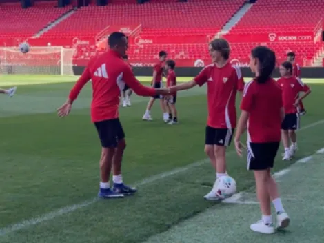 Alexis enamora al Sevilla entrenando a sus inferiores