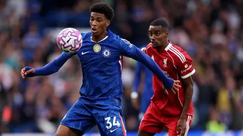 Chelsea y Liverpool buscan volver al triunfo por Premier League.