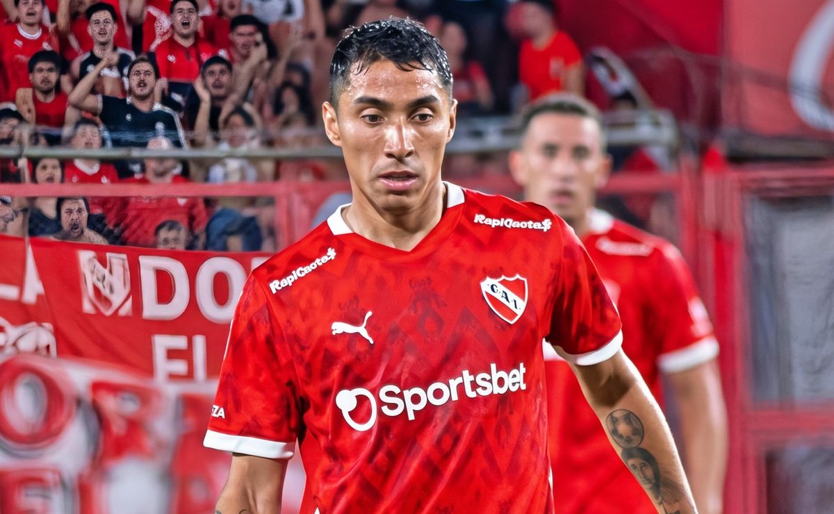 Colo Colo saca cuentas: El sueldo de Luciano Cabral en Independiente que lo acerca al Cacique