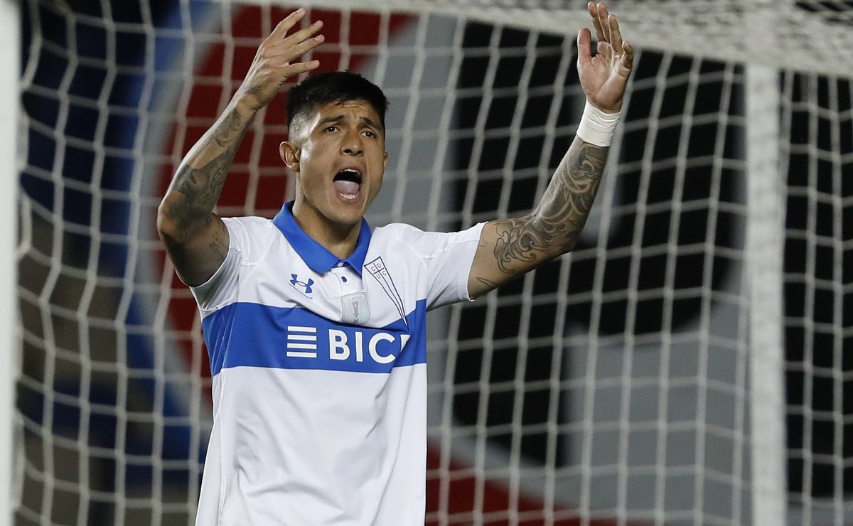 “No estoy retirado”: Valber Huerta sale a desmentir su jubilación del fútbol tras dejar Católica