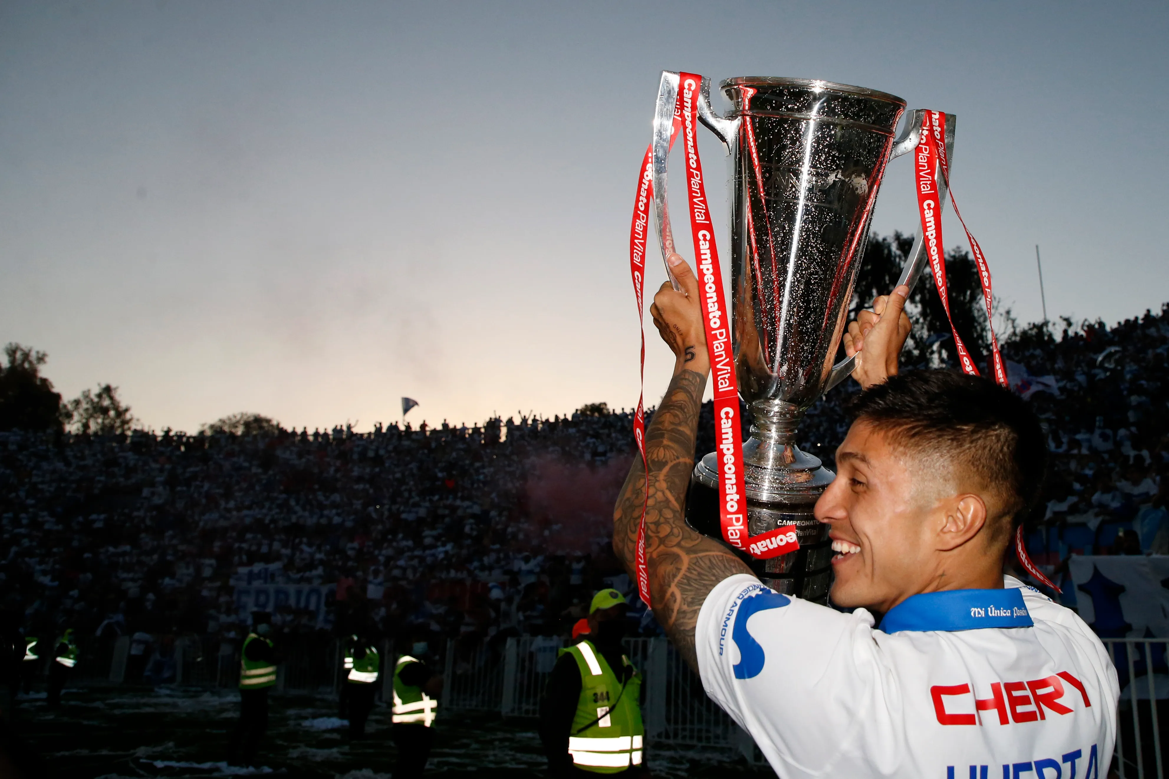 Valber Huerta fue tricampeón con la UC | Photosport