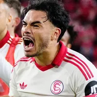 Suazo emocionado en Sevilla: Colo Colo de ejemplo para evitar la B