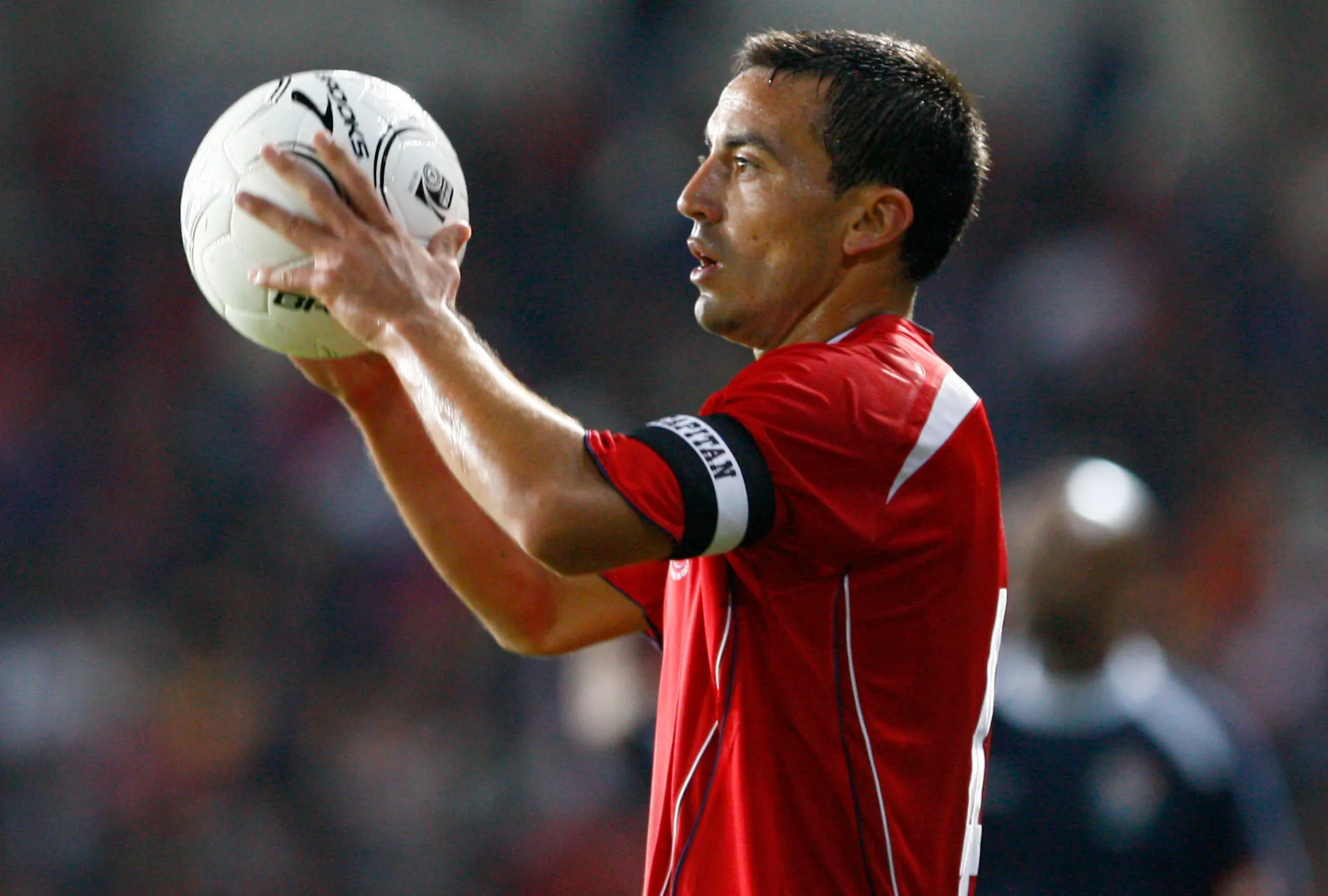 Roberto Cereceda jugó 35 partidos Clase A en la selección chilena. (Andrés Piña | Photosport).