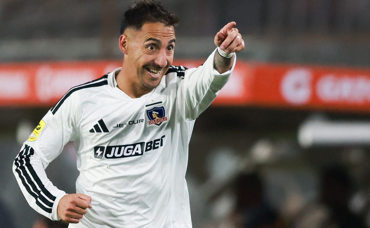 Javier Correa es elegido figura en Colo Colo vs Concepción y así reacciona: “Me sorprendí, pensé que el Chino o Maxí podían ser”
