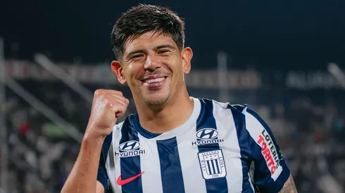 Esteban Pavez marcó un golazo en Alianza Lima.