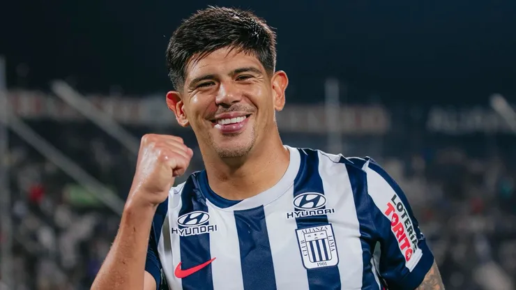 Esteban Pavez marcó un golazo en Alianza Lima.