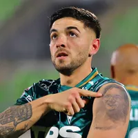 Goleador de Wanderers se quiebra en vivo por el día de la madre