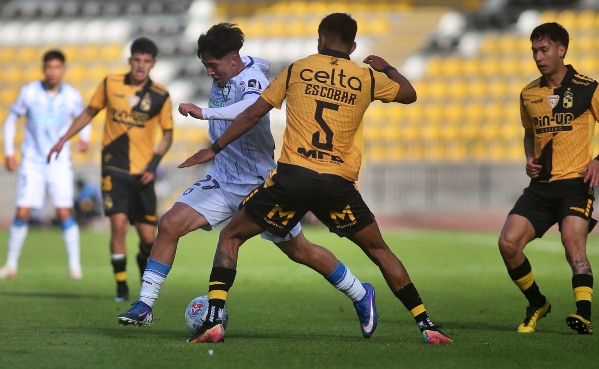 Tabla: Coquimbo empata con Huachipato y da mano gigante a Colo Colo en Copa de la Liga