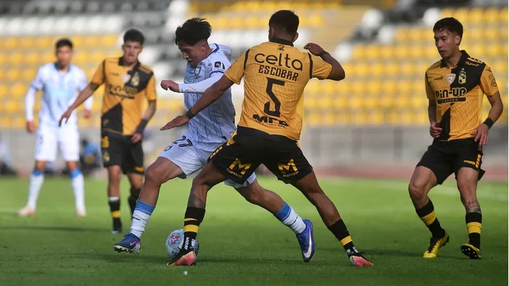 Coquimbo y Huachipato no se sacaron ventaja. Celebra Colo Colo.